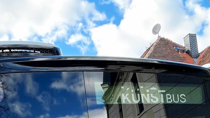 Mit dem Kunstbus durch die Westlausitz - Darin: »Erstes Lausitzer Metronom-Derby«, ein Geschicklichkeitsspiel für unterwegs