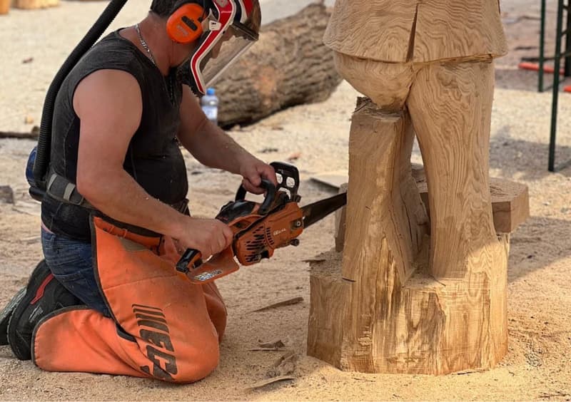 Řezák - woodcarving Festival