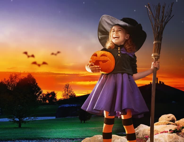 Ic large w900h600q100 halloween im findlingspark